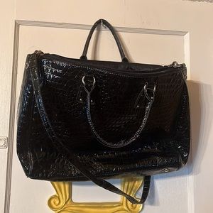 Crocodile pattern beautiful tote bag with hand held handles & Shoulder strap